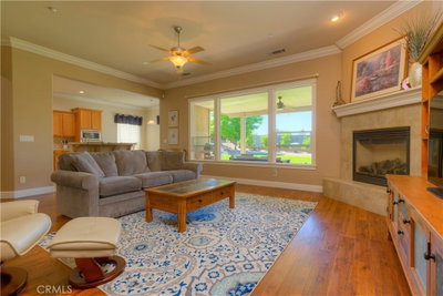 1935 Tarmac, Redding, CA 96003