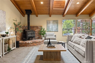 1027 Colmena Drive, Chico, CA 95926
