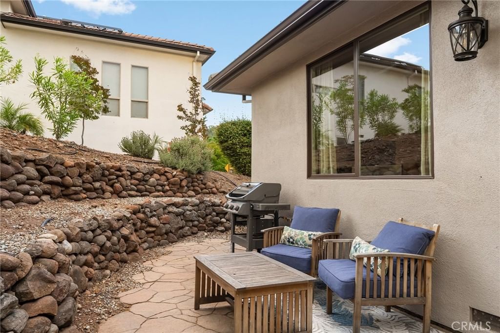 Property photo 44