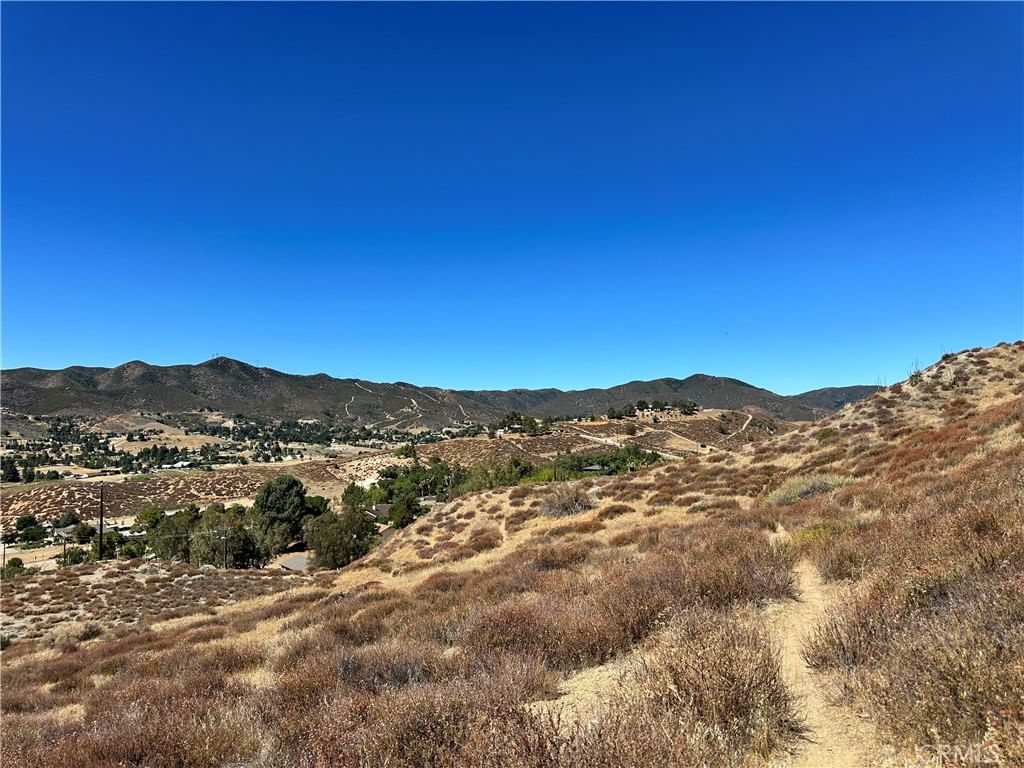 90 Avenue N-8, Leona Valley, CA, 93551