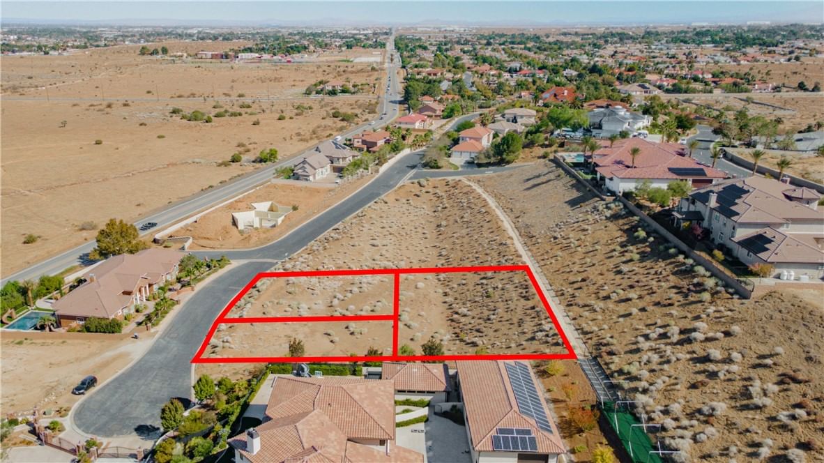 Camino Vista, Quartz Hill, CA, 93536