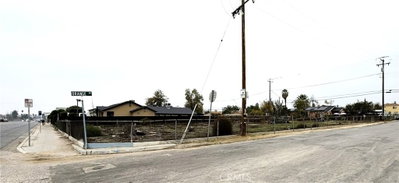 1836 Niles, Bakersfield, CA 93305