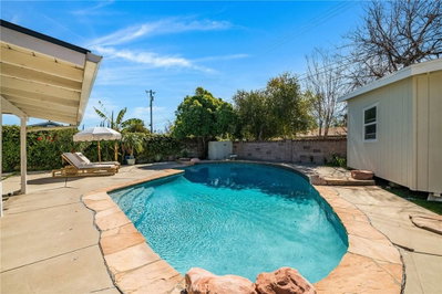 24224 Welby, West Hills, CA 91307