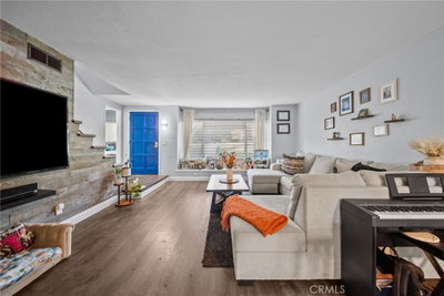 15194 Campus Park D, Moorpark, CA 93021