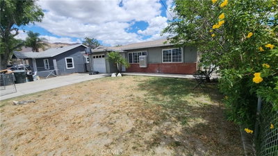 623 Mistletoe Avenue, San Jacinto, CA 92583