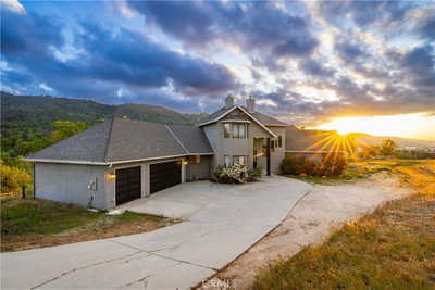 23161 Lakeview Drive, Tehachapi, CA 93561