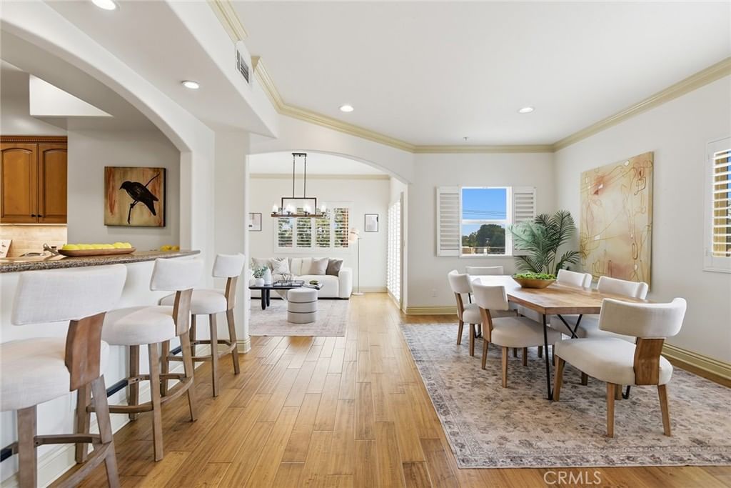 11540 Moorpark Street, 401, Studio City, CA, 91602