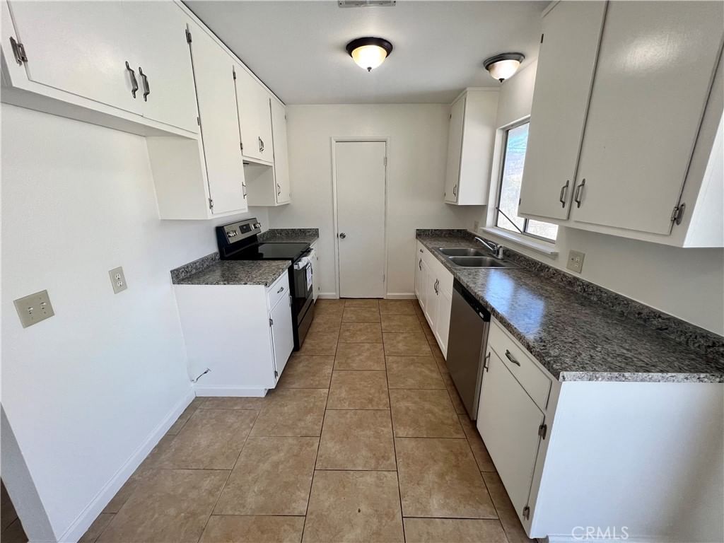 5884 Bagley Avenue, 29 Palms, CA, 92277