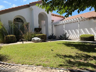8501 Tamworth Street, Bakersfield, CA 93313