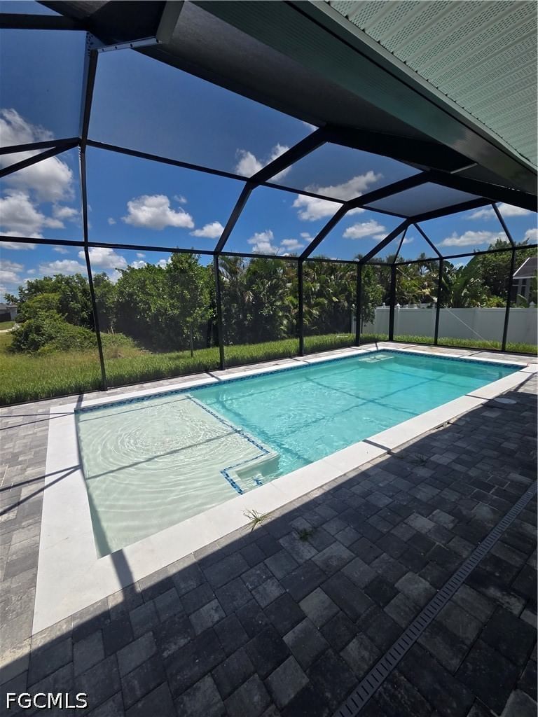 629 NW 28th Terrace, Cape Coral, FL 33993 photo 2