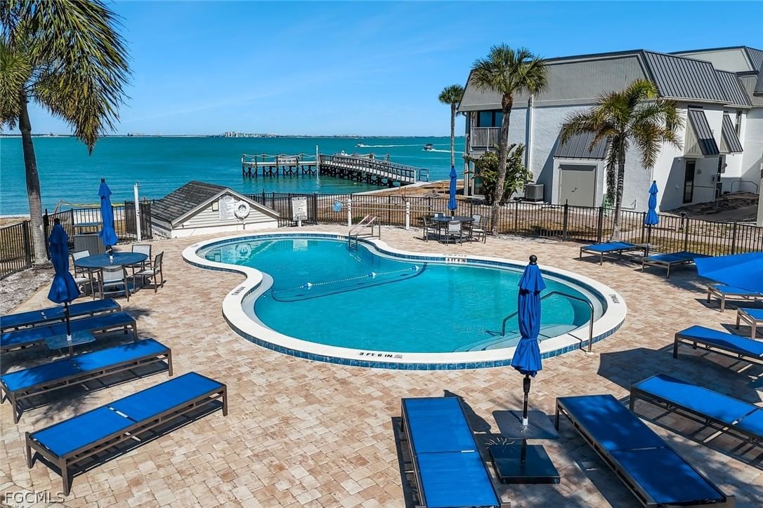 760 Sextant Drive #321, Sanibel, FL 33957 photo 3
