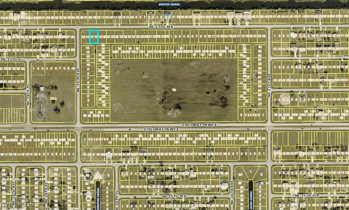 1910 NE 17th Terrace, Cape Coral, FL 33909 photo 3