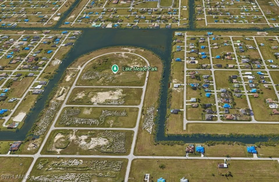 1024 NE 23rd Terrace, Cape Coral, FL 33909 photo 3