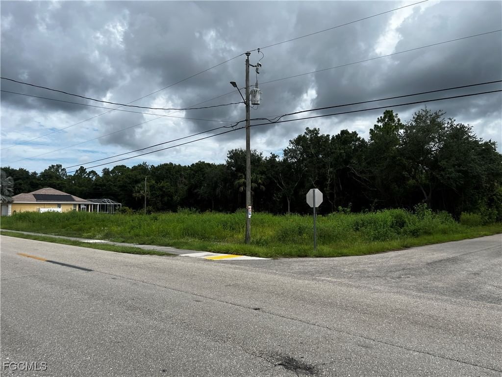 1707 E 6TH Street, Lehigh Acres, FL 33972 photo 4