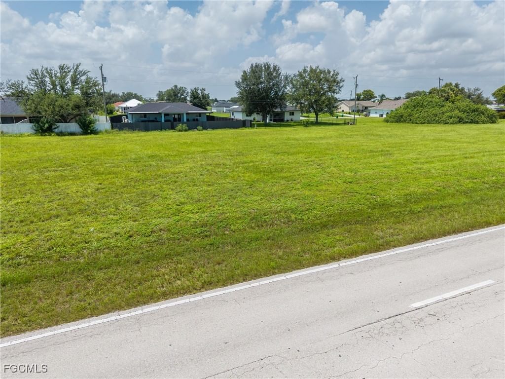 2144 Diplomat Parkway E, Cape Coral, FL 33909 photo 4