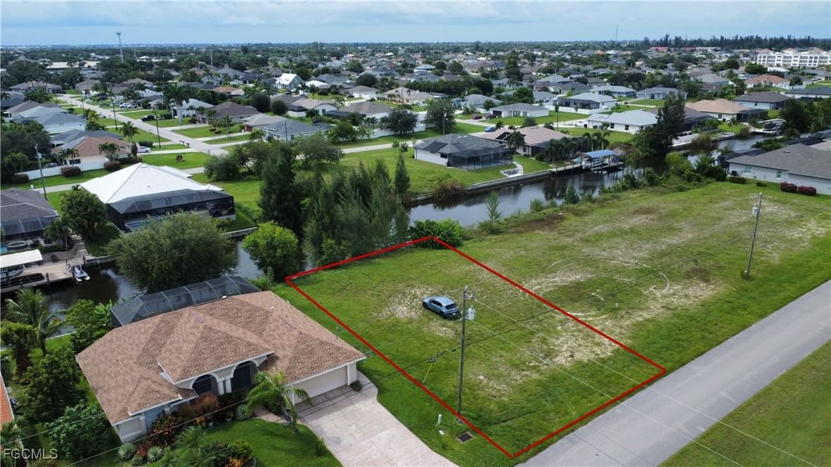 1720 SW 17th Avenue, Cape Coral, FL 33991 photo 2