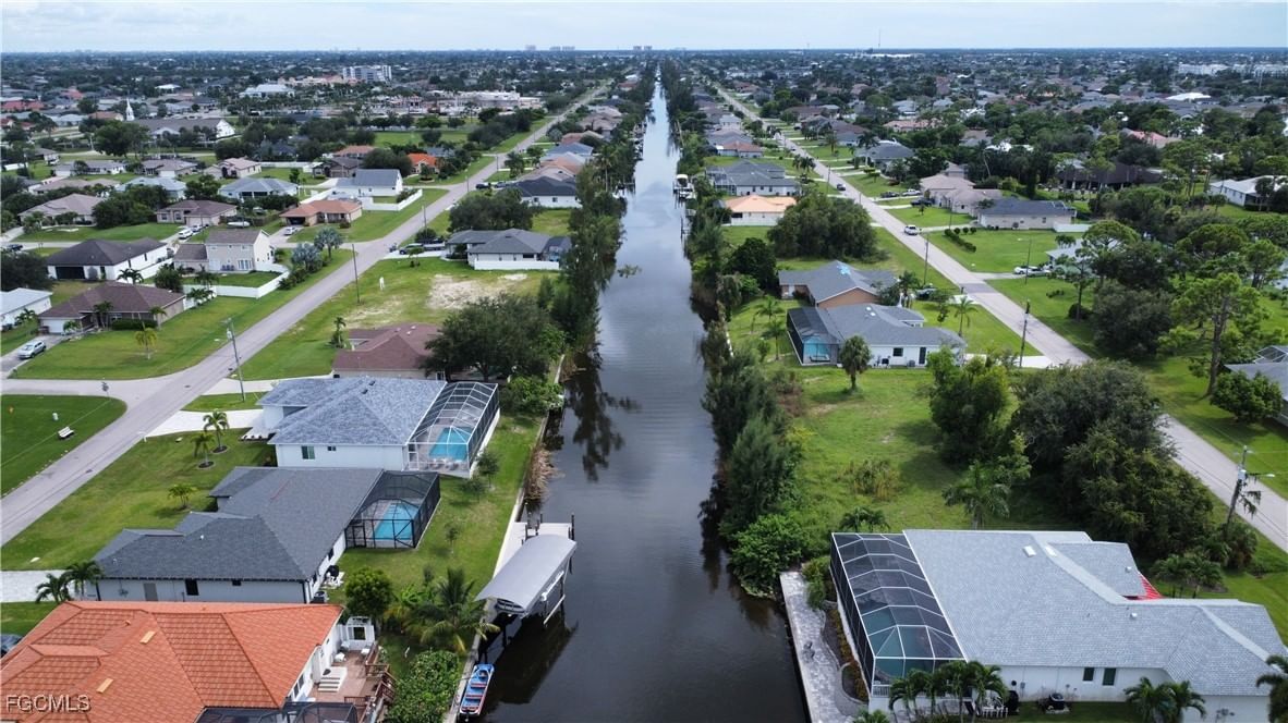 1720 SW 17th Avenue, Cape Coral, FL 33991 photo 5