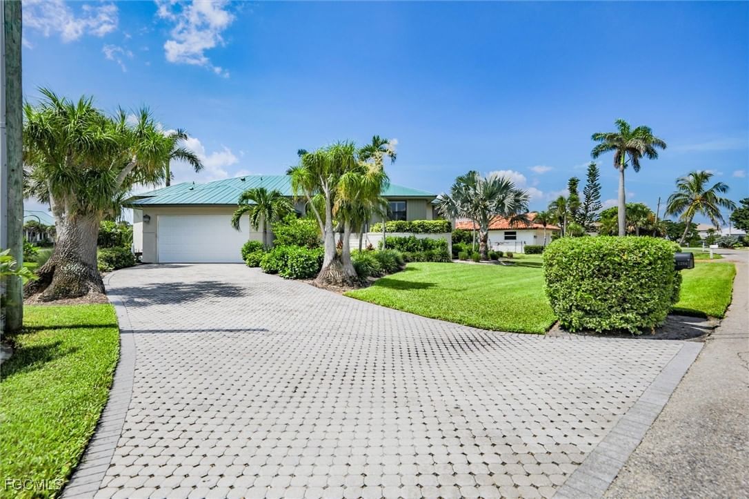 1286 Par View Drive, Sanibel, FL 33957 photo 2