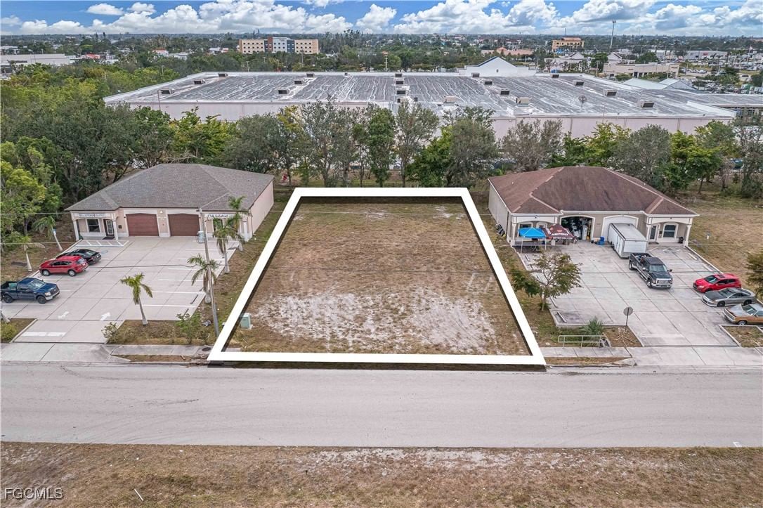 1702 NE 10th Terrace, Cape Coral, FL 33909 photo 2