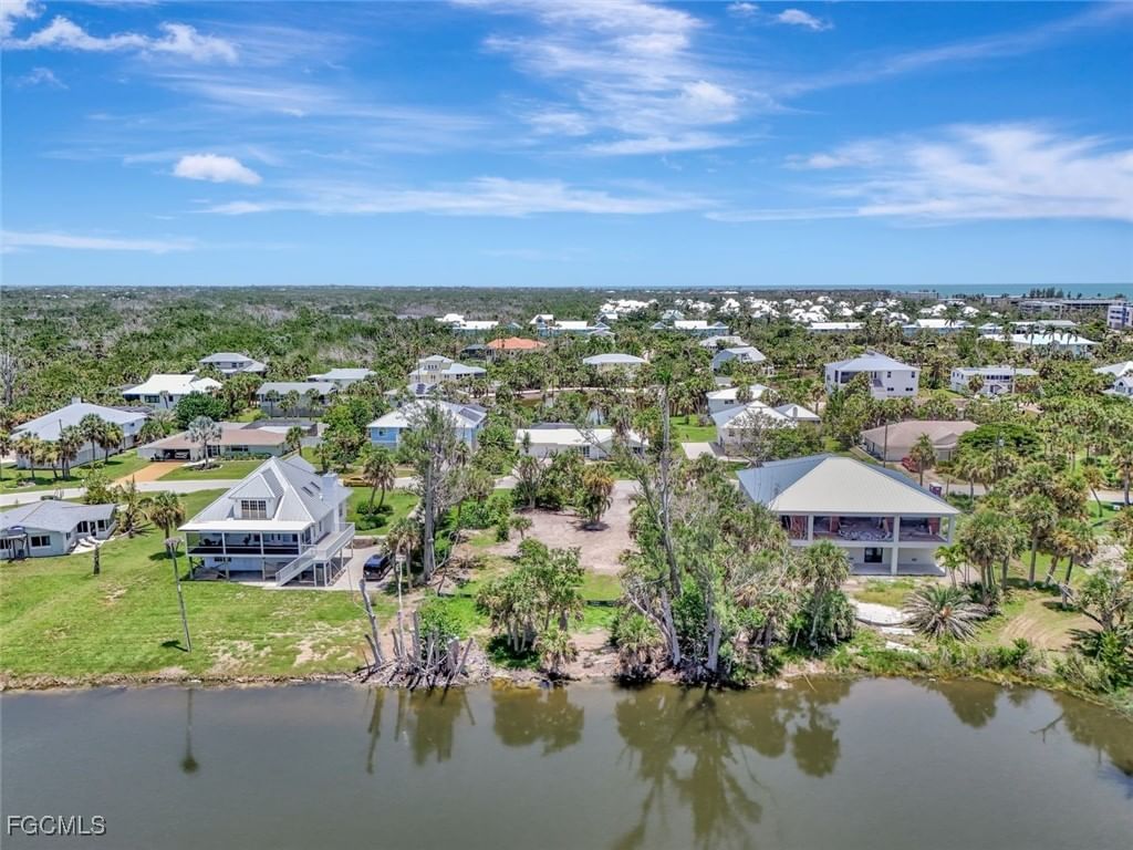231 Palm Lake Drive, Sanibel, FL 33957 photo 3