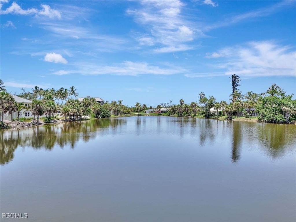 231 Palm Lake Drive, Sanibel, FL 33957 photo 4
