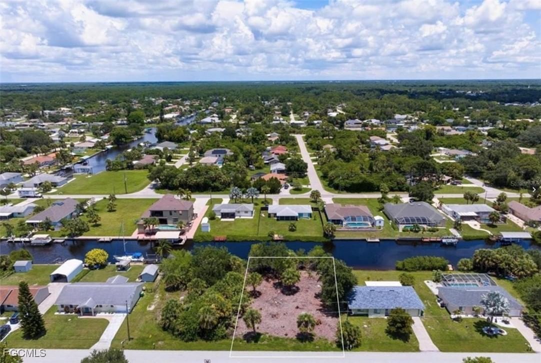 18286 Van Nuys Circle, Port Charlotte, FL 33948 photo 4