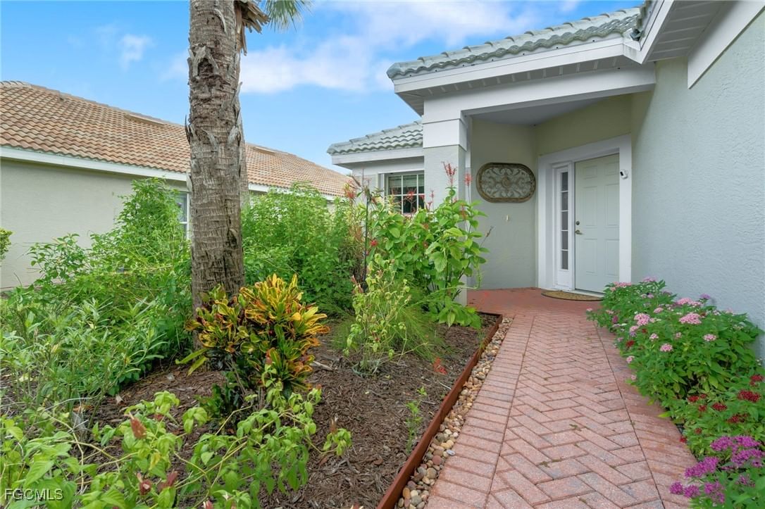 10055 Oakhurst Way, Fort Myers, FL 33913 photo 2