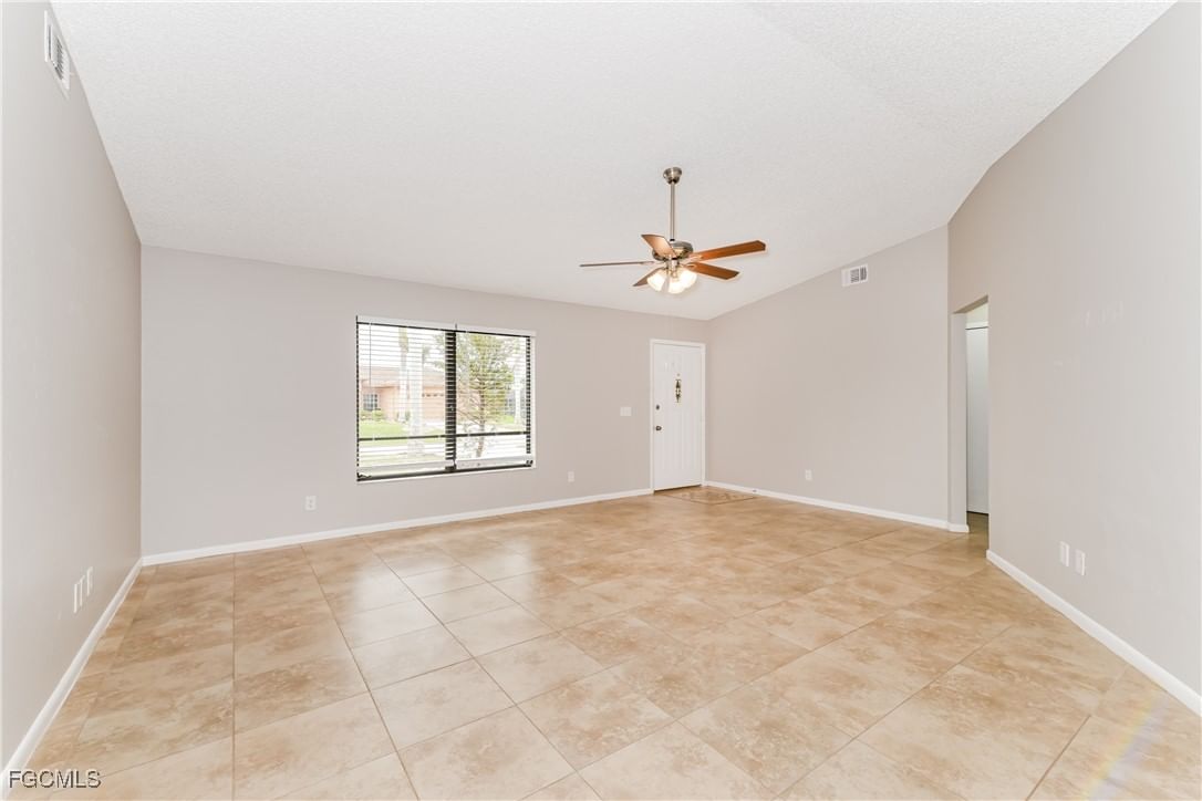 1005 SW 22nd Terrace, Cape Coral, FL 33991 photo 2