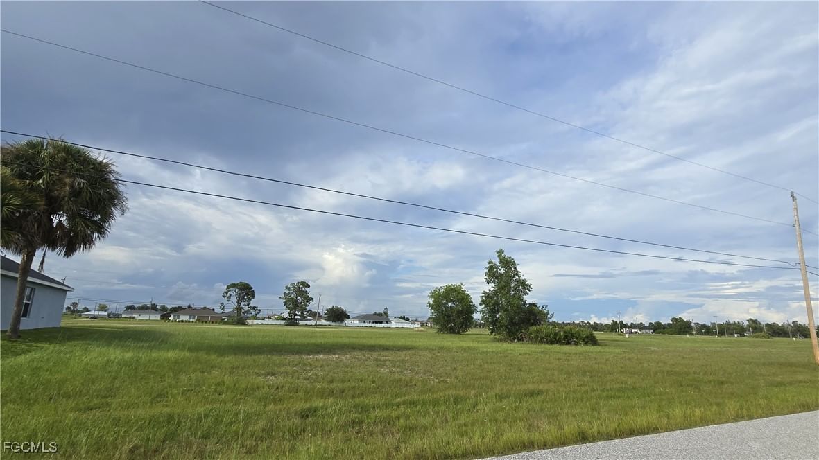 617 NW 15th Terrace, Cape Coral, FL 33993 photo 4