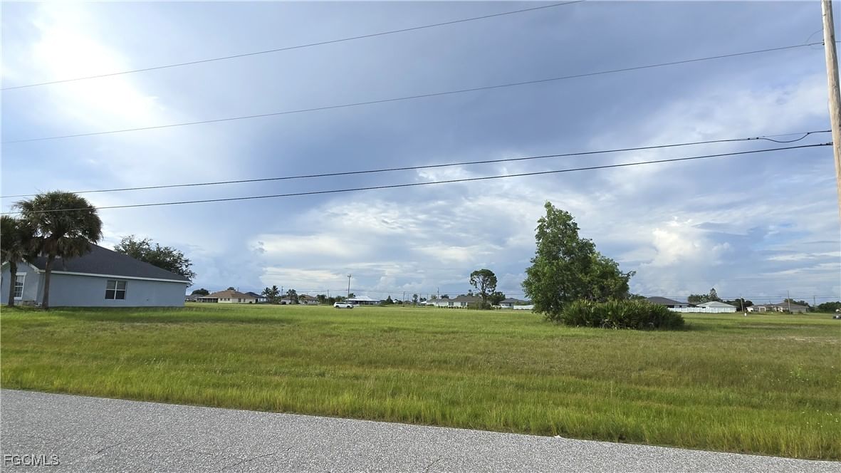 617 NW 15th Terrace, Cape Coral, FL 33993 photo 5