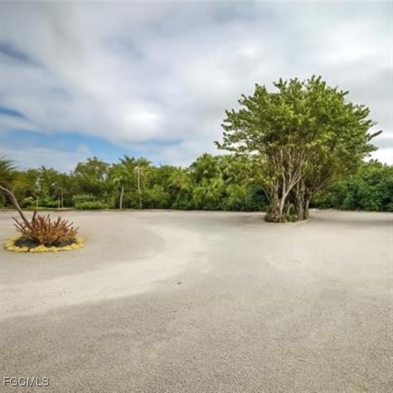 2761 W Gulf Drive, Sanibel, FL 33957 photo 3