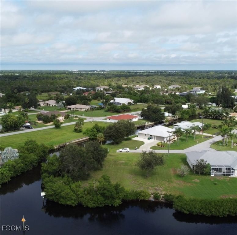 3690 Peace River Drive, Punta Gorda, FL 33983 photo 5