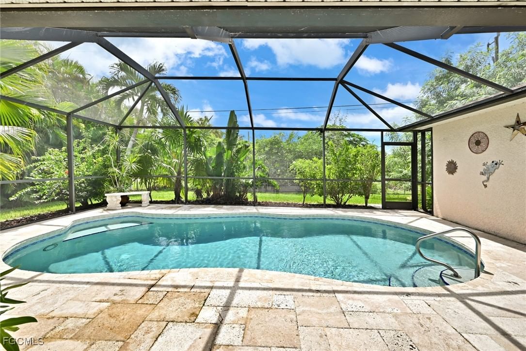 1712 Beach Parkway W, Cape Coral, FL 33914 photo 3