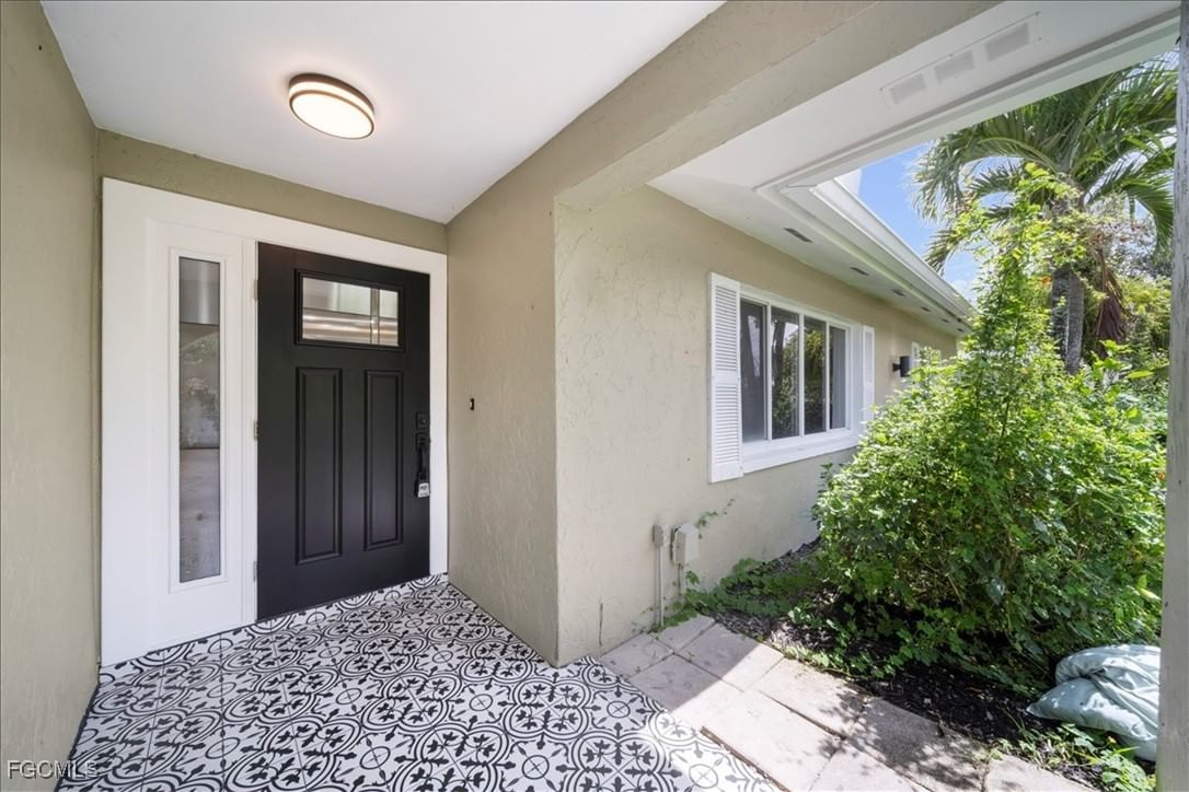 17042 Wayzata Court, North Fort Myers, FL 33917 photo 2