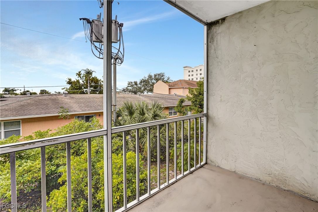 4906 Victoria Drive #209, Cape Coral, FL 33904 photo 5