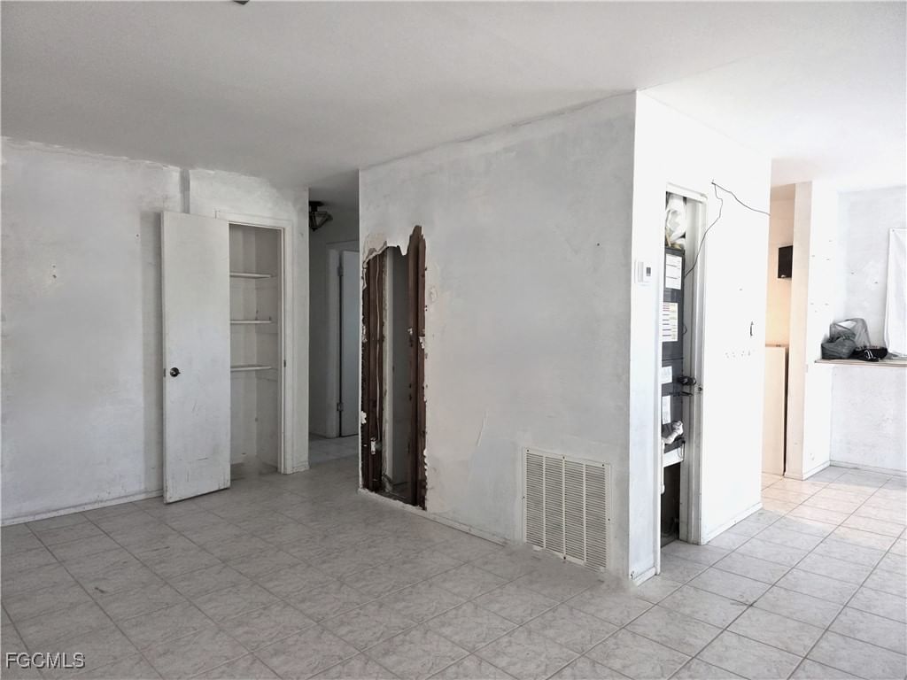 190 Jefferson Street, Fort Myers Beach, FL 33931 photo 4