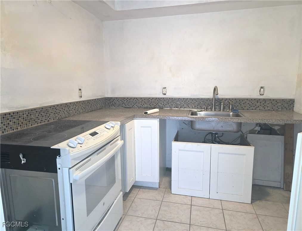 190 Jefferson Street, Fort Myers Beach, FL 33931 photo 5