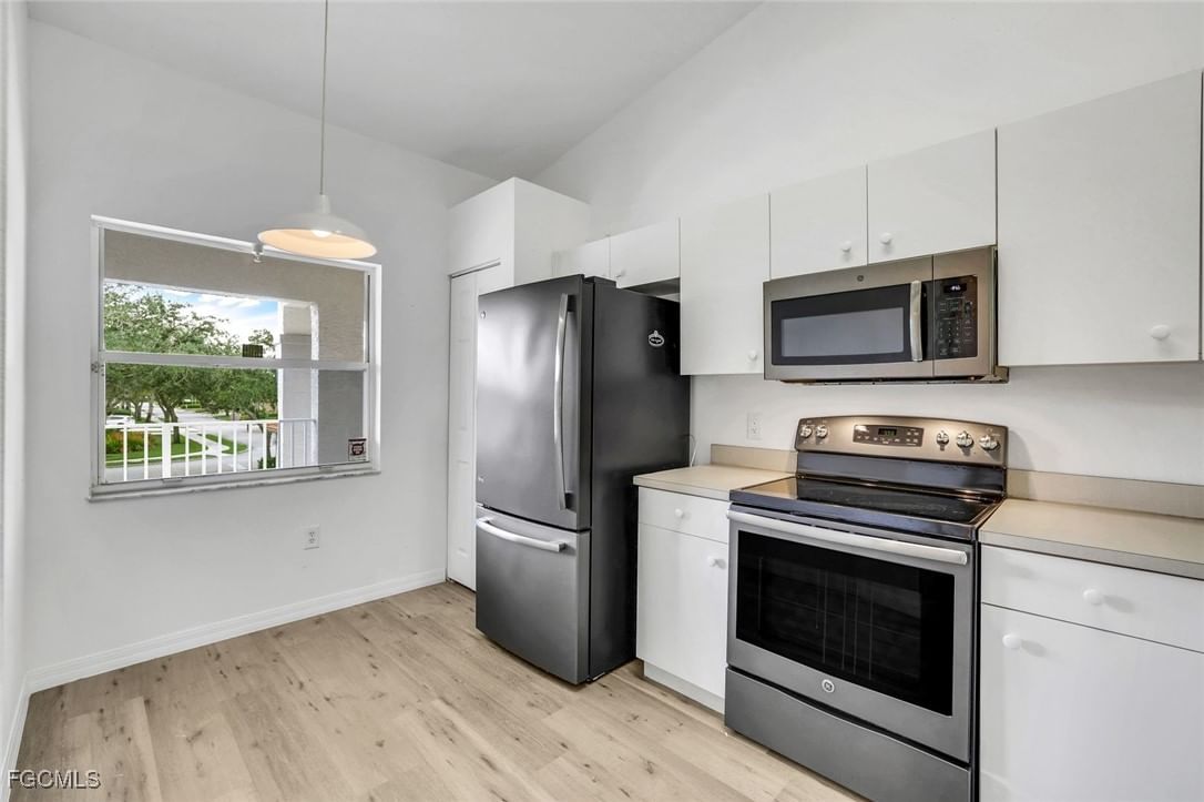 6635 Huntington Lakes Circle #202, Naples, FL 34119 photo 5