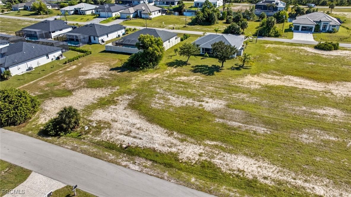 2751 NW 41st Place, Cape Coral, FL 33993 photo 5