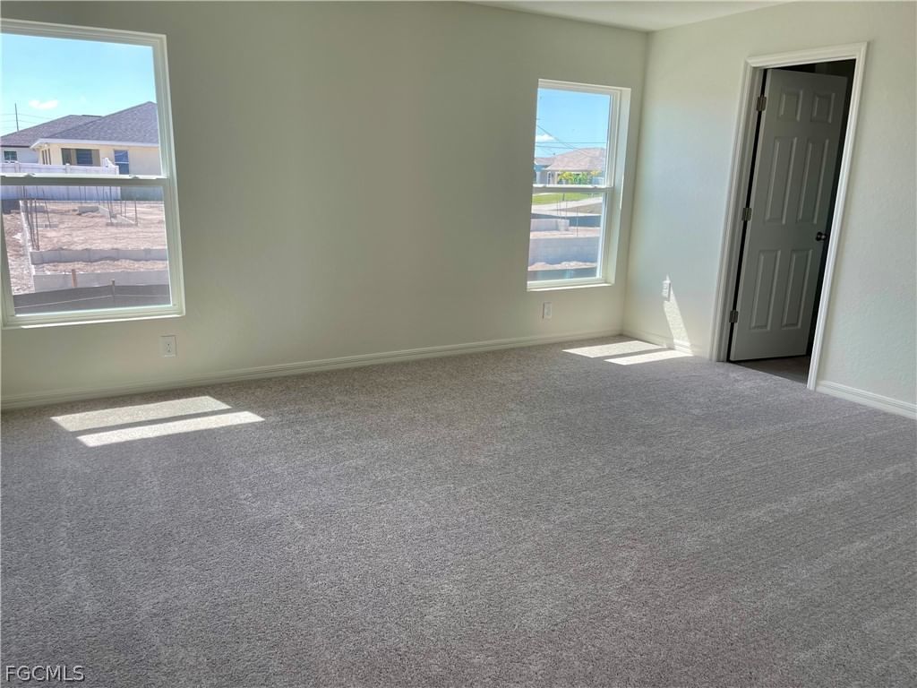 929 NW 8th Place, Cape Coral, FL 33993 photo 3