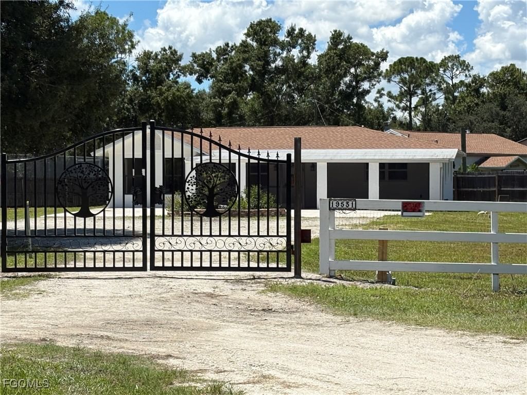 19531 Huber Road, North Fort Myers, FL 33917 photo 2