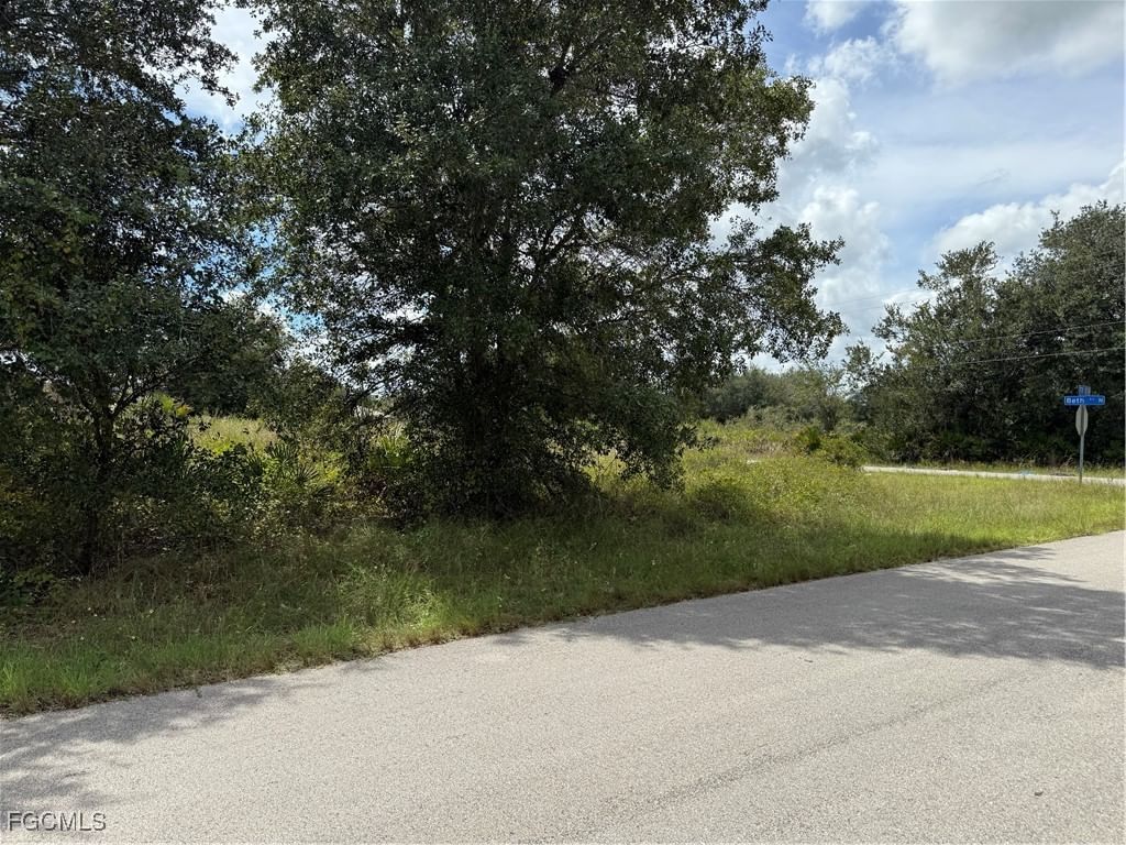 2513 72nd Street W, Lehigh Acres, FL 33971 photo 4