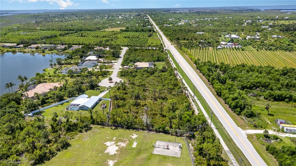 9437 Treasure Lake Court, St James City, FL 33956 photo 4