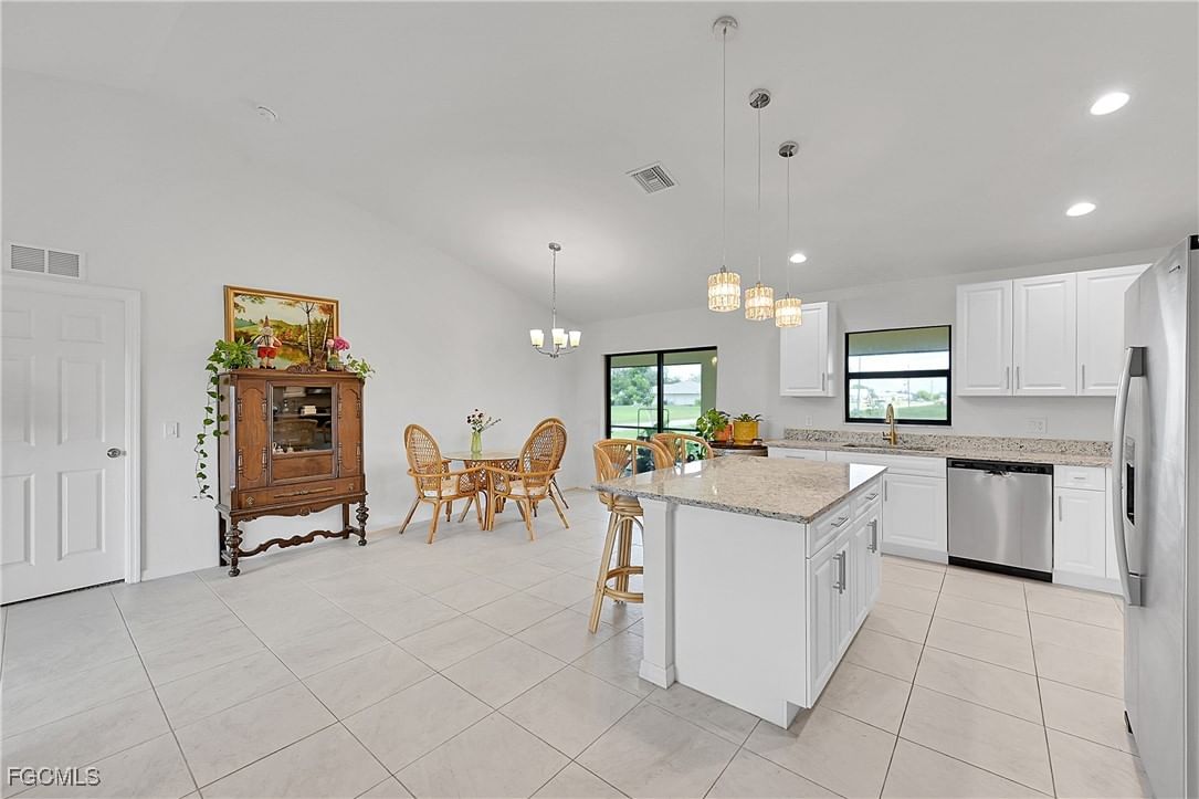 217 NE 20th Terrace, Cape Coral, FL 33909 photo 5
