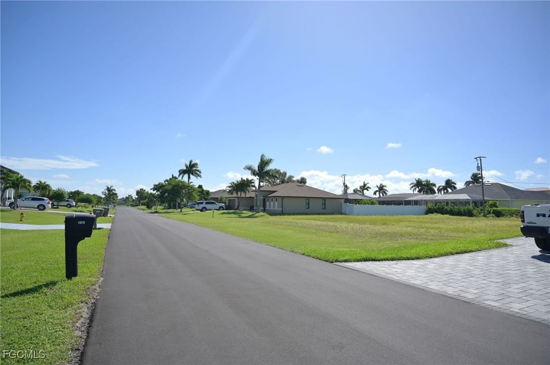 1910 SW 40th Street, Cape Coral, FL 33914 photo 5