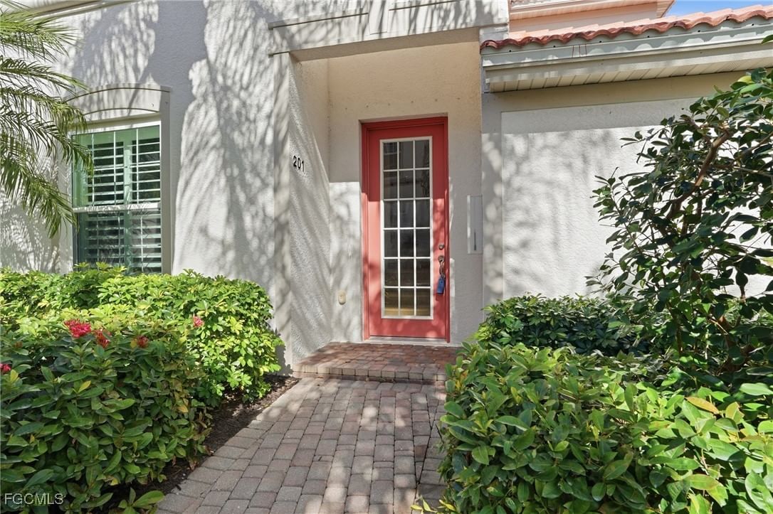 17498 Old Harmony Drive #201, Fort Myers, FL 33908 photo 4