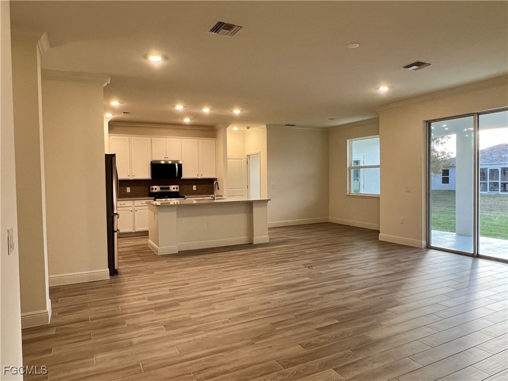 1232 NW 21st Place, Cape Coral, FL 33993 photo 4