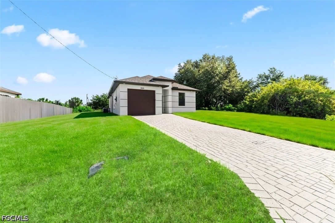 849 Wolverine Street E, Lehigh Acres, FL 33974 photo 4