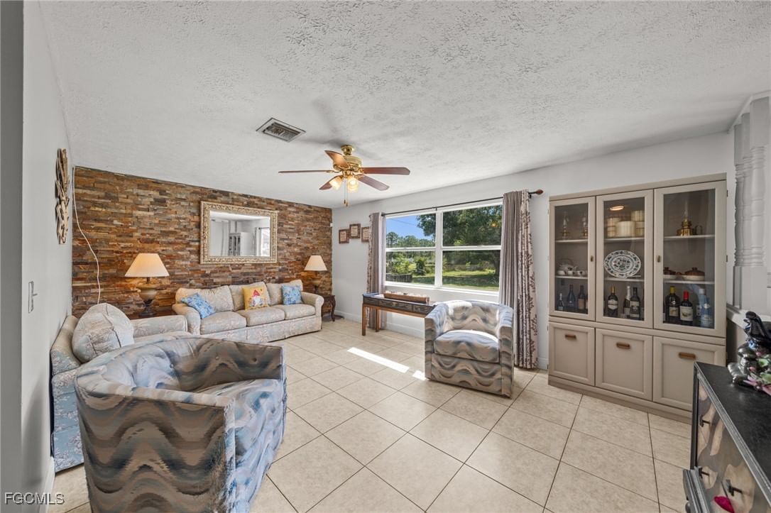 4121 16th Avenue NE, Naples, FL 34120 photo 2