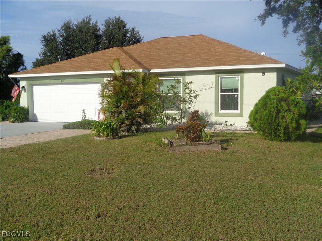 814 Rocaille Avenue, Fort Myers, FL 33913 photo 2
